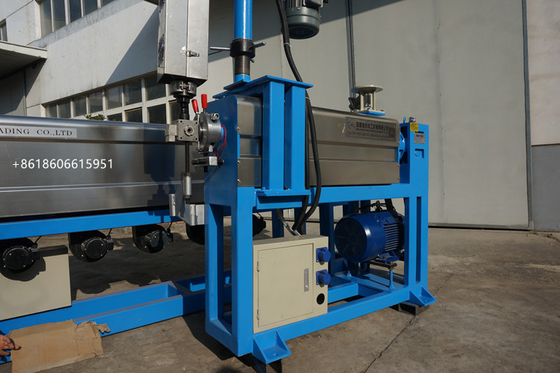 Máy bọc cáp Sj70 + 35 Pe loại tự động với máy cuộn 1040